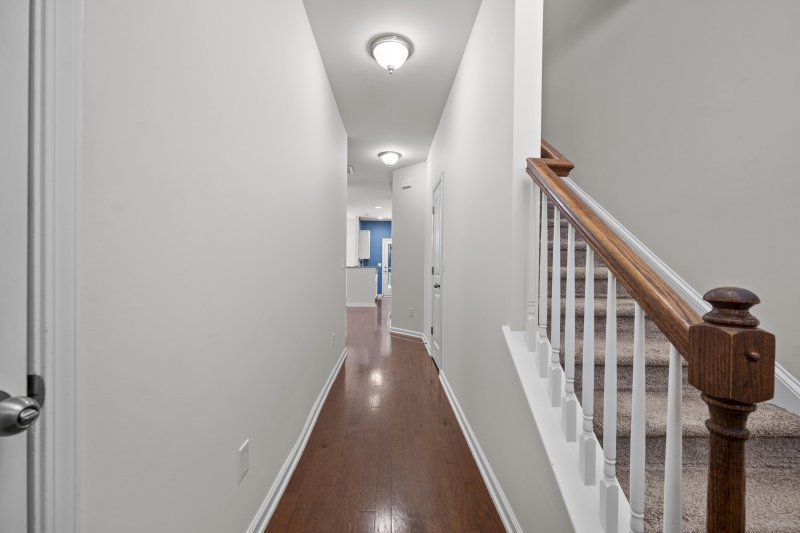 Property image 5 of 854 Bibury Court in Hunt Club, Charleston, SC 29414