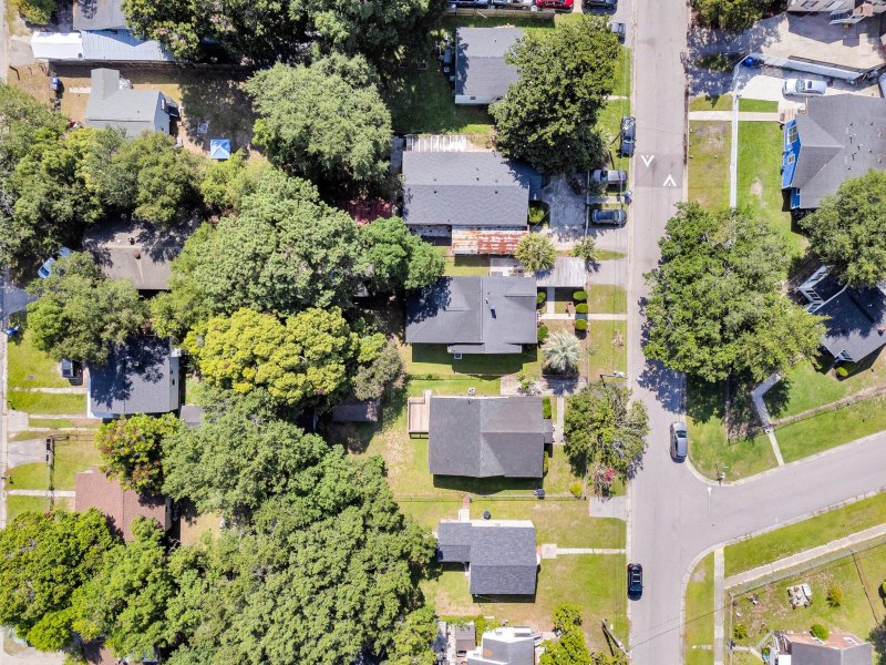 Property image 5 of 2215 Suffolk Street in Dorchester Terrace, North Charleston, SC 29405