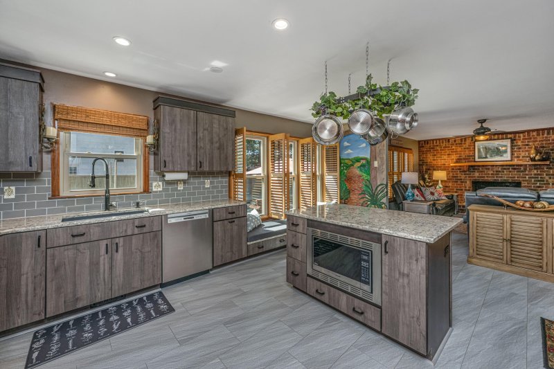 Property image 5 at 116 Mendenhall Street, Summerville, SC 29483