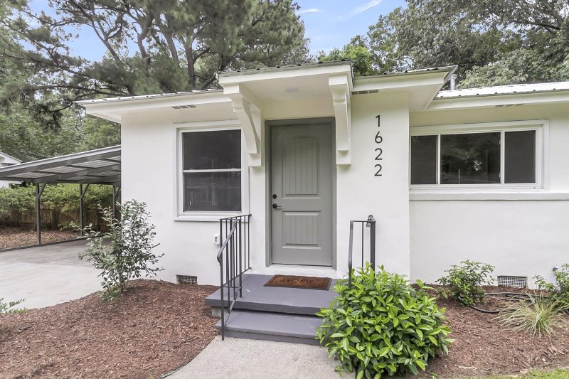 Property image 2 at 1622 Dogwood Road, Charleston, SC 29414