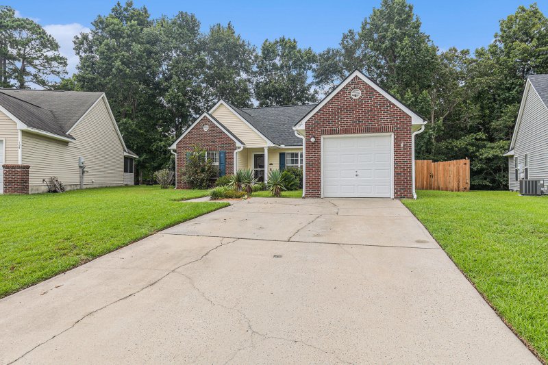 Property image 3 at 122 Barley Street, Goose Creek, SC 29445