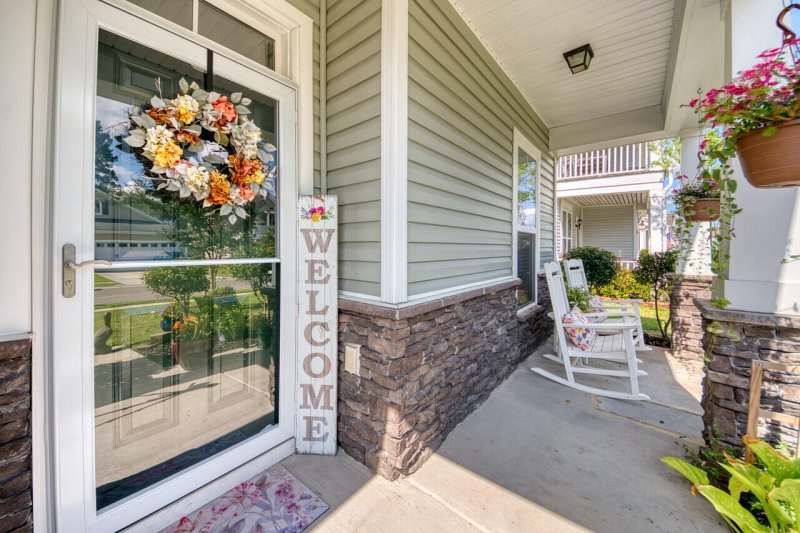 Property image 2 of 527 Crossland Drive in Foxbank Plantation, Moncks Corner, SC 29461