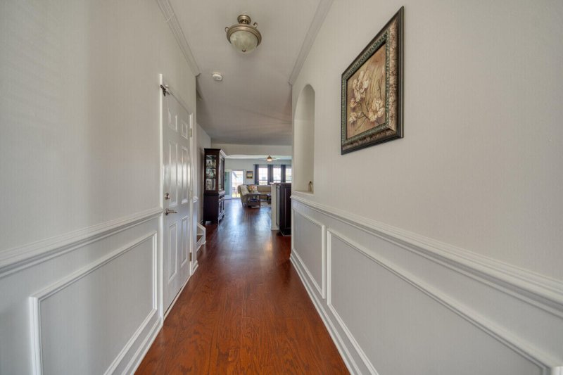 Property image 4 of 527 Crossland Drive in Foxbank Plantation, Moncks Corner, SC 29461