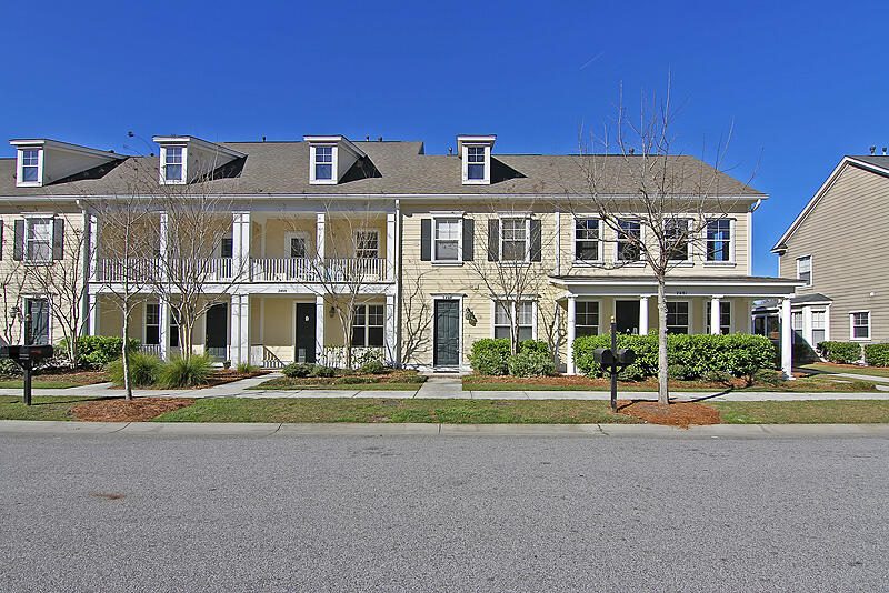 2405 Kings Gate Lane