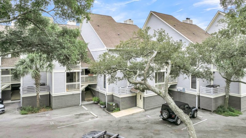 Property image 4 of 250 Little Oak Island Drive in Little Oak Island, Folly Beach, SC 29439