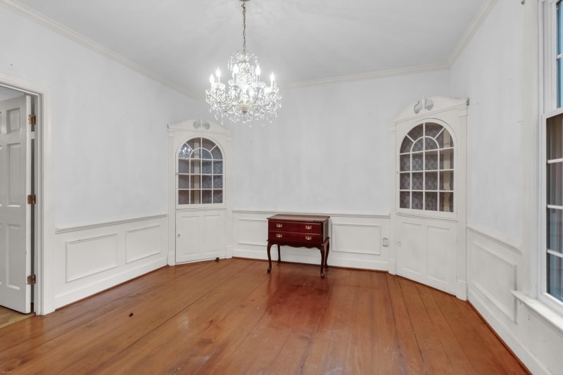 Property image 3 of 1063 Deleisseline Boulevard in Snee Farm, Mount Pleasant, SC 29464