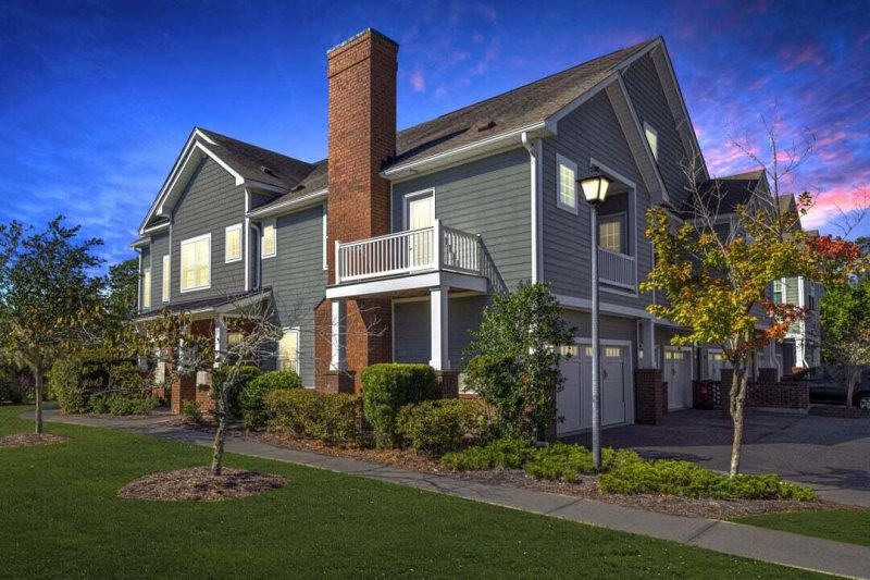 305 Flowering Peach Court 201