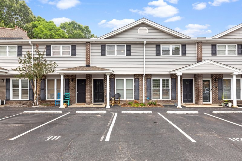 1713 Boone Hall Drive 1082