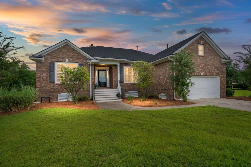 Rivertowne, Mount Pleasant Community