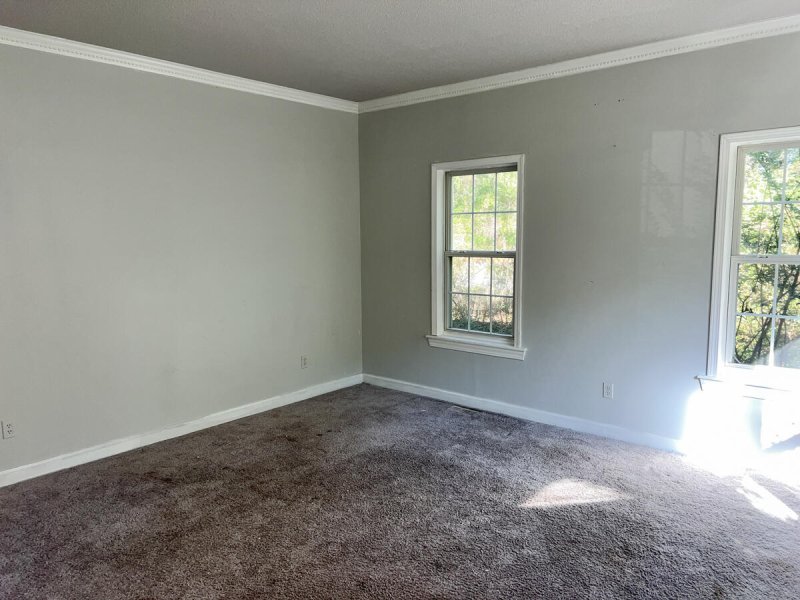 Property image 2 of 100 Sutton Lane in Crowfield Plantation, Goose Creek, SC 29445