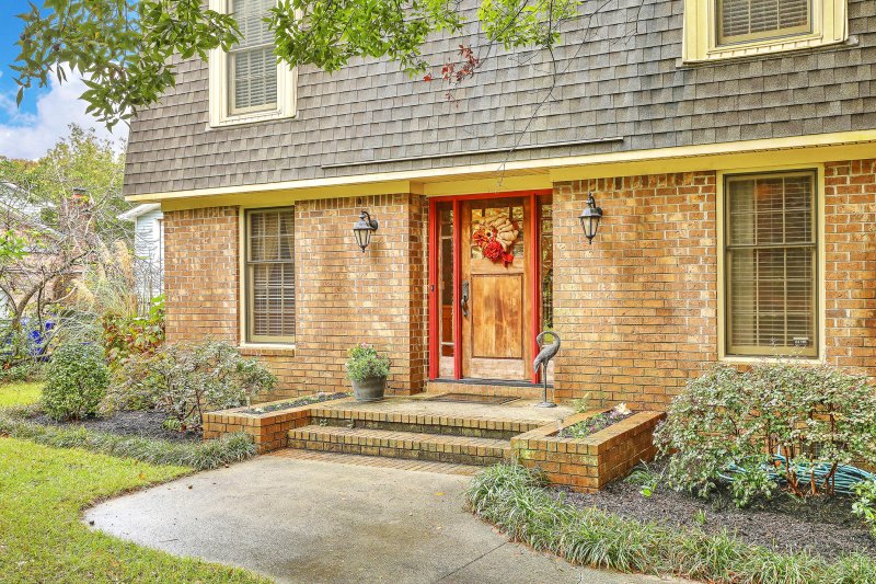 Property image 2 at 8 Brisbane Drive, Charleston, SC 29407