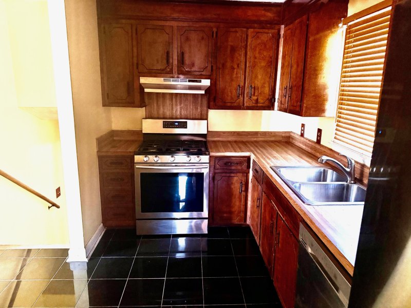 Property image 2 of 7726 Picardy Place in Pepperhill, North Charleston, SC 29420