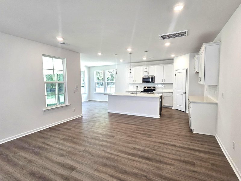 Property image 5 of 406 Cadbury Loop in Creekside at Andrews, Summerville, SC 29486