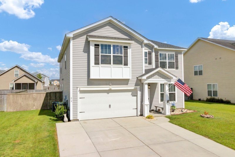 Property image 3 at 613 Ravens Wood Road, Summerville, SC 29486