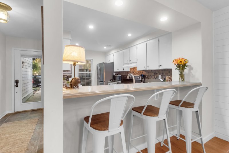 Property image 5 of 1162 Shadow Lake Circle 44 in Snee Farm, Mount Pleasant, SC 29464