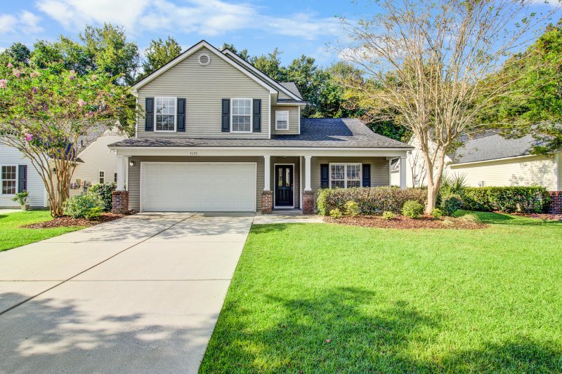 5135 Ballantine Drive