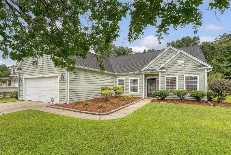 Property image 4 at 103 Back Tee Circle, Summerville, SC 29485