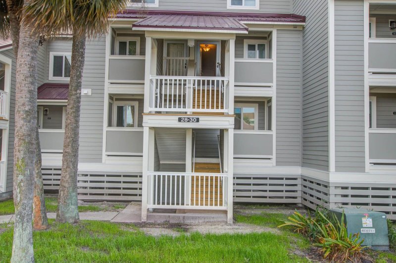 Property image 3 of 30 Mariners Cay Drive in Mariners Cay, Folly Beach, SC 29439