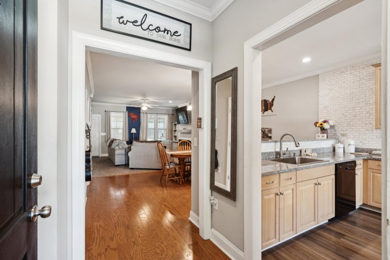 Property image 5 of 5511 Colonial Chatsworth Circle in Summers Bend on the Ashley, North Charleston, SC 29418