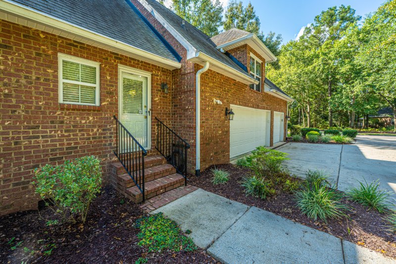 Property image 5 of 109 Waveney Circle in Crowfield Plantation, Goose Creek, SC 29445
