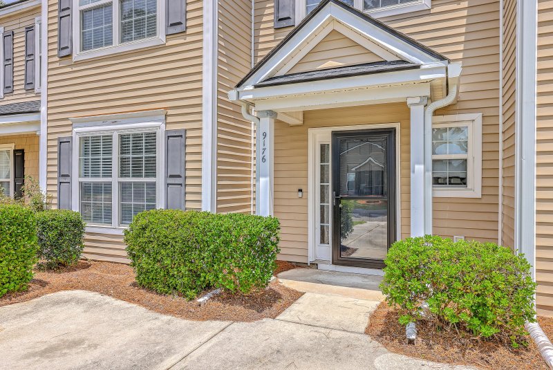 9176 Maple Grove Drive