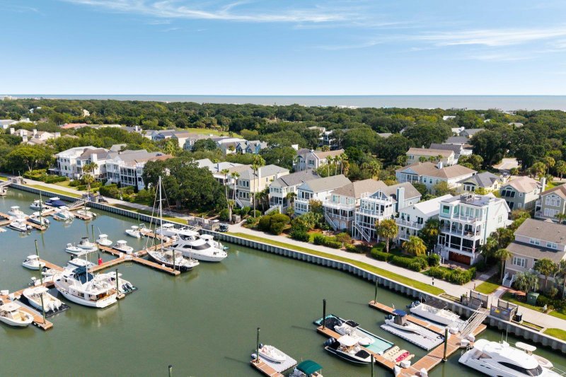 Property image 4 of 22 Morgans Cove Drive in Wild Dunes, Isle of Palms, SC 29451
