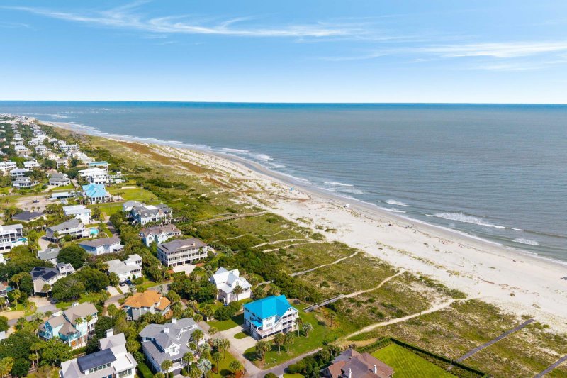 Property image 5 of 22 Morgans Cove Drive in Wild Dunes, Isle of Palms, SC 29451