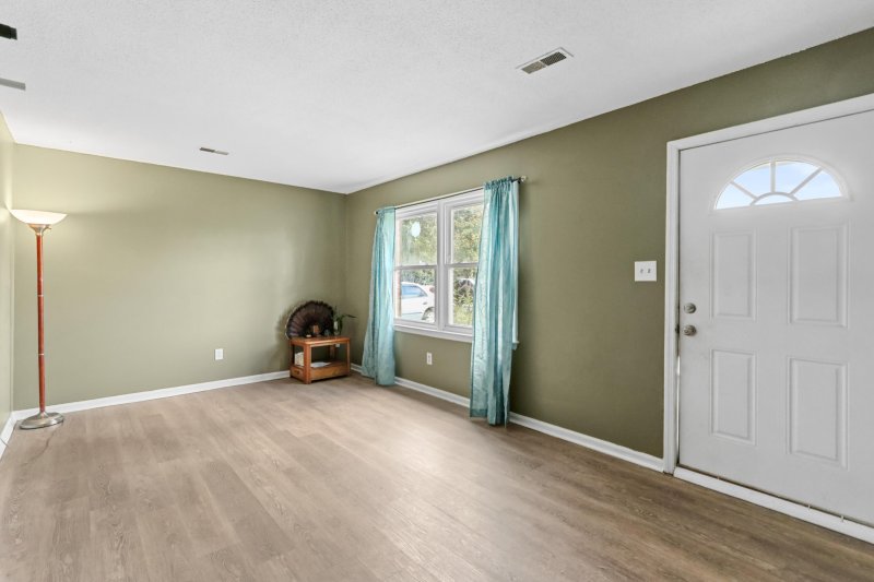 Property image 3 at 7696 Brandywine Road, North Charleston, SC 29420