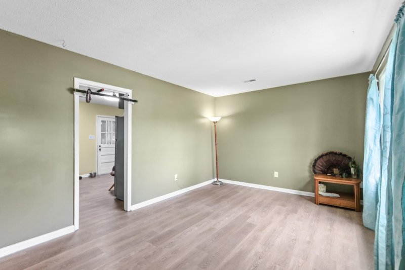 Property image 4 at 7696 Brandywine Road, North Charleston, SC 29420