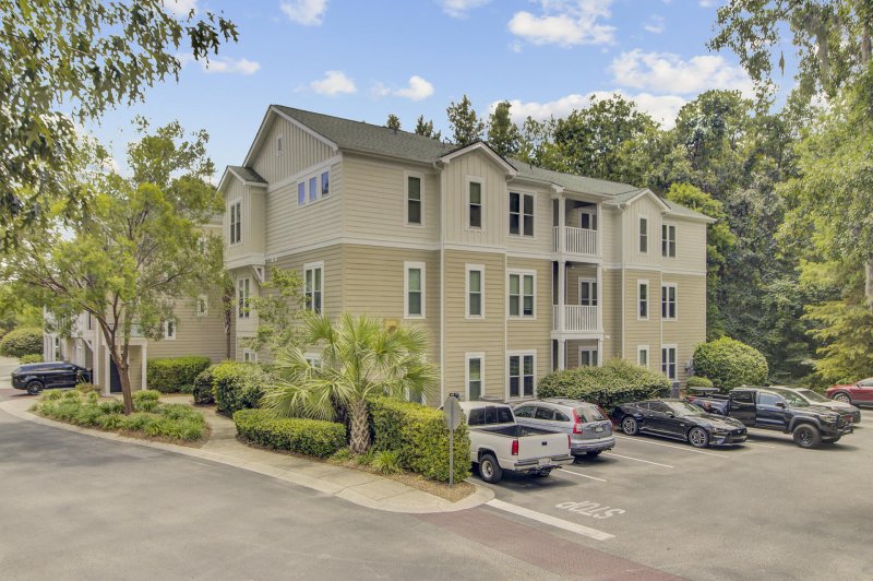 2233 Egret Crest Lane