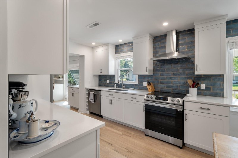 Property image 3 of 1734 Combahee Street in Centerville, Charleston, SC 29412