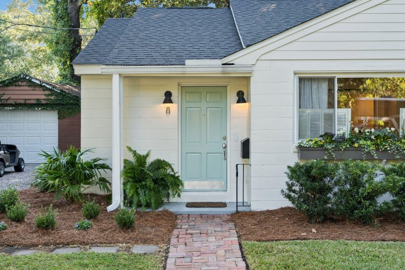 Property image 3 at 8 Stratford Road, Charleston, SC 29407