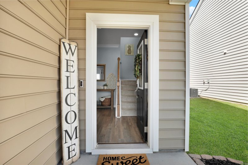 Property image 4 of 204 Honey Horn Drive in Cane Bay Plantation, Summerville, SC 29486