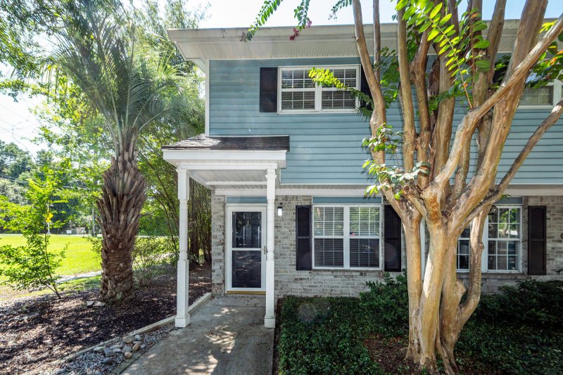Property image 2 at 507 Stinson Drive 1a, Charleston, SC 29407
