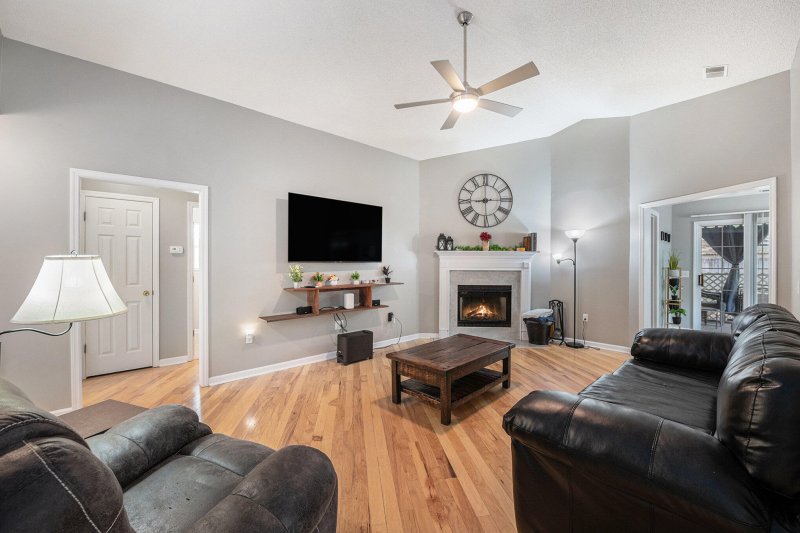 Property image 4 of 60 Wolk Drive in Shadowmoss, Charleston, SC 29414