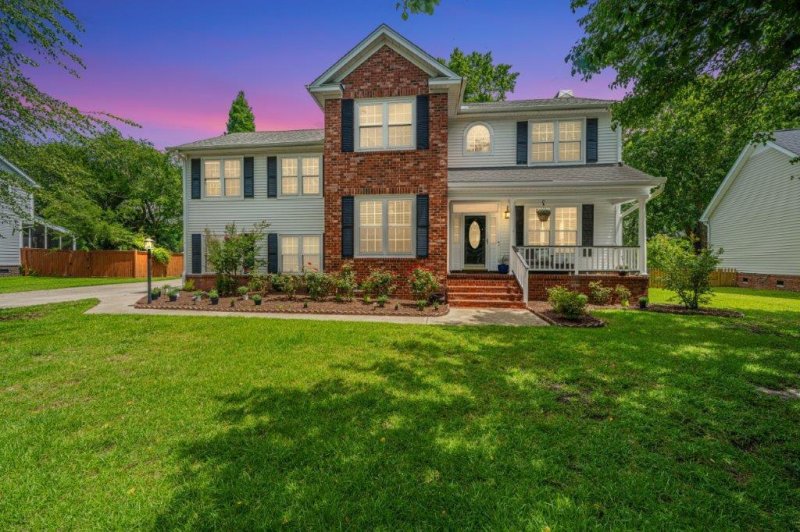 2026 Thornhill Drive