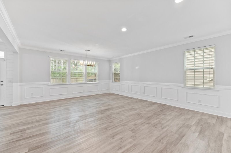 Property image 3 at 215 Overcup Loop, Summerville, SC 29486