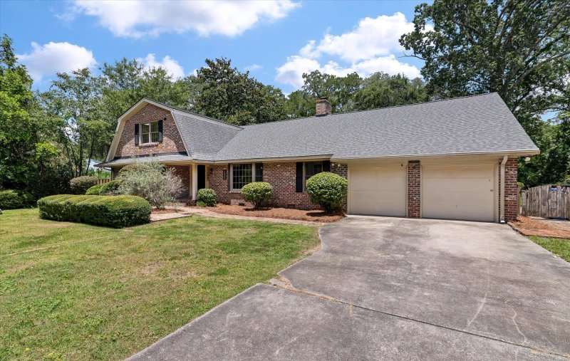 Property image 3 of 1422 Alden Drive in Huntington Woods, Charleston, SC 29407