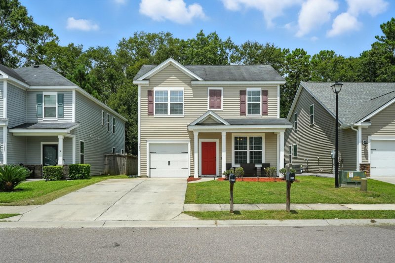 Property image 2 of 1686 Eider Down Drive in Drakesborough, Summerville, SC 29483