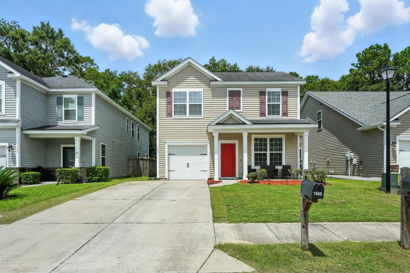 Property image 3 of 1686 Eider Down Drive in Drakesborough, Summerville, SC 29483