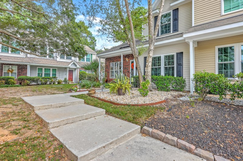 Property image 3 at 7930 Shadow Oak Drive, North Charleston, SC 29406