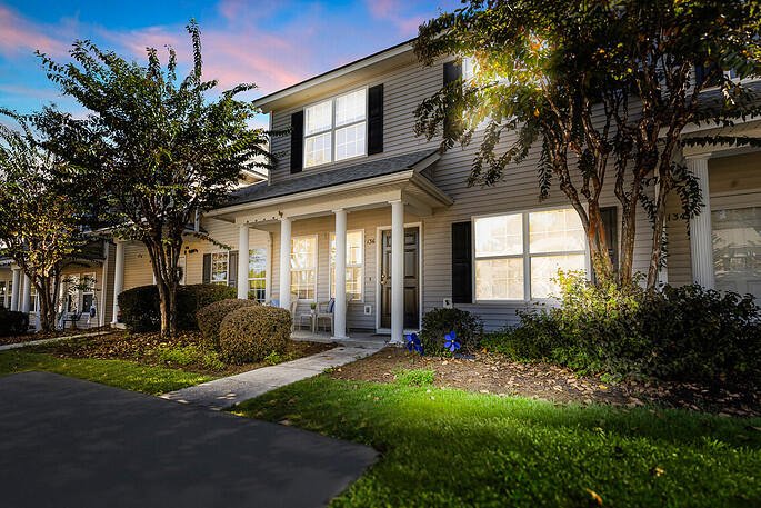 Property image 2 of 136 Lynches River Drive in Lakes of Summerville, Summerville, SC 29485