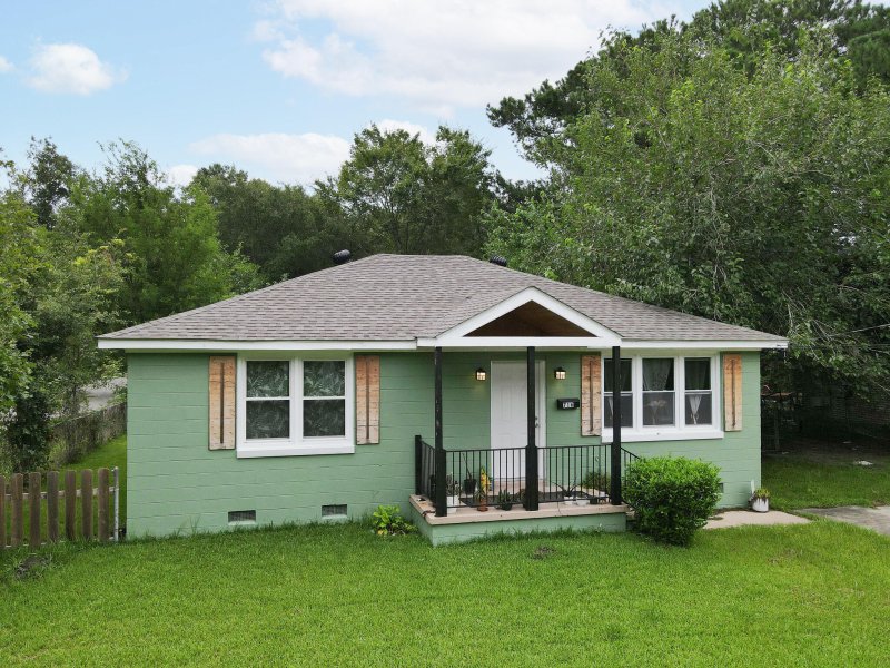 Property image 2 at 716 White Oak Drive, Charleston, SC 29407