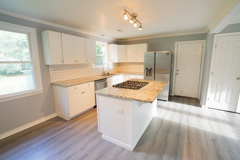 Property image 4 at 716 White Oak Drive, Charleston, SC 29407