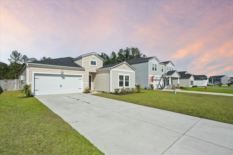 Property image 4 at 269 Firewheel Court, Summerville, SC 29486