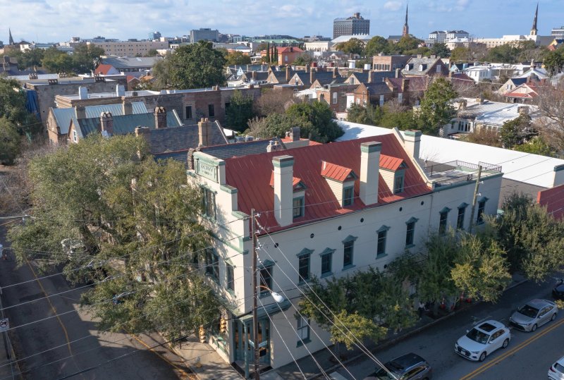 Property image 2 at 28 Hasell Street B, Charleston, SC 29401