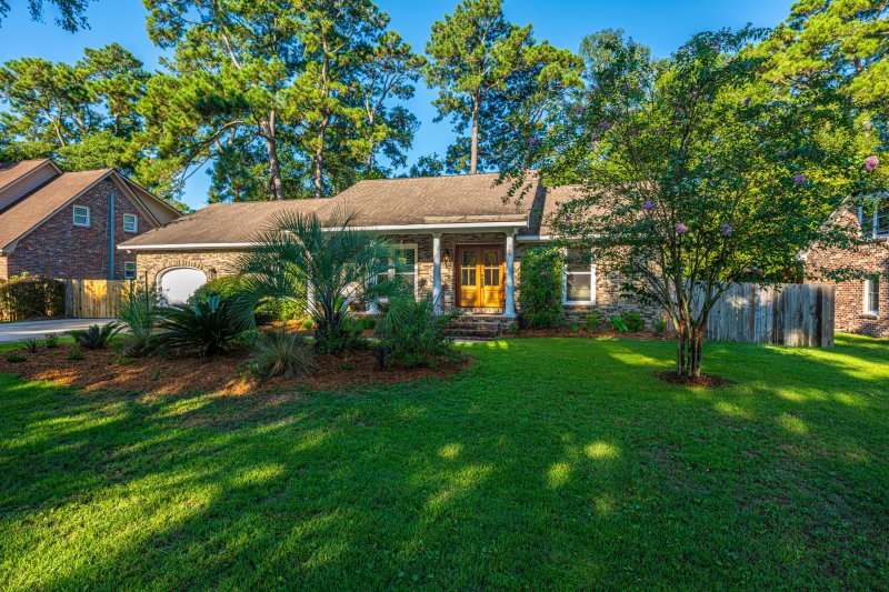 Property image 2 at 649 Mccutchen Street, Charleston, SC 29412