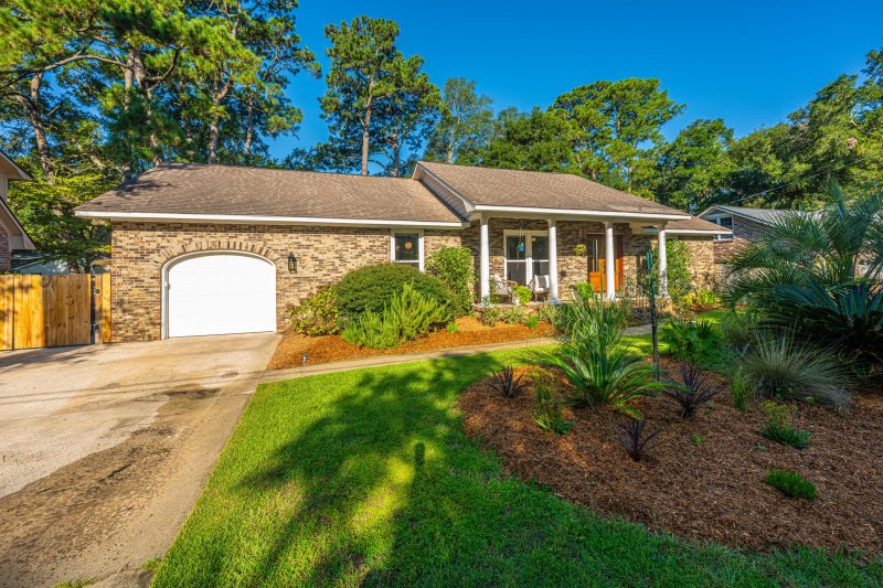 Property image 3 at 649 Mccutchen Street, Charleston, SC 29412