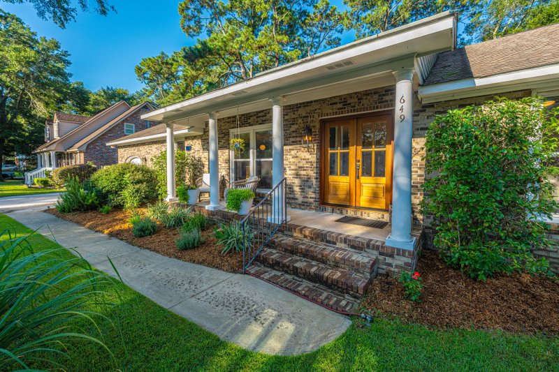 Property image 4 at 649 Mccutchen Street, Charleston, SC 29412