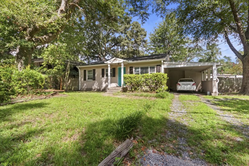Property image 5 of 1472 Orange Grove Road in Orange Grove Estates, Charleston, SC 29407